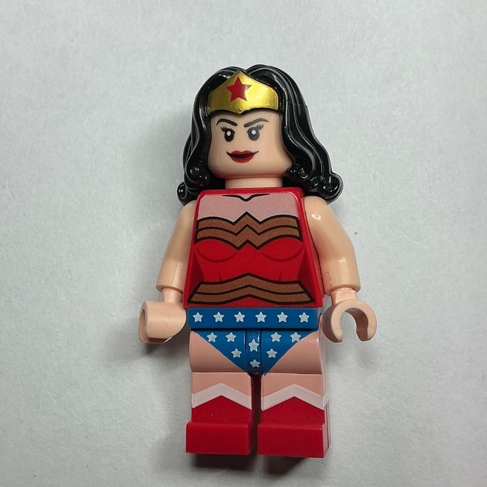 Lego Wonder Woman Minifigure DC Super Heroes